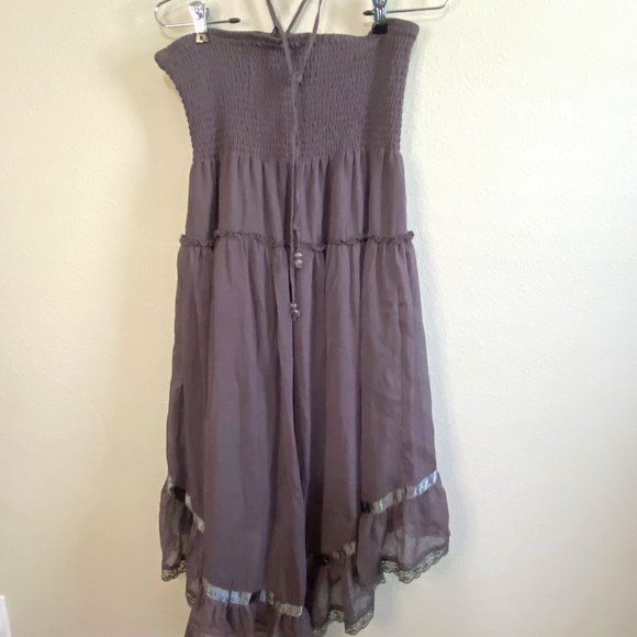Lapis Dresses & Skirts - Lapis brand, Medium Bohemian grey flowy tube, high-low dress with lace trim w138